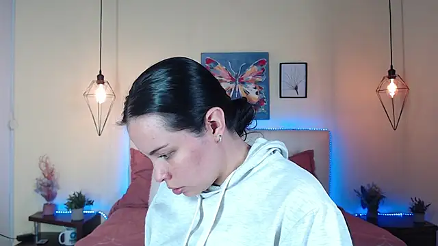 Megan 05  online show from July 17, 7:33 pm
