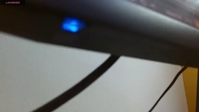 tinisweet online show from November 8, 11:25 am