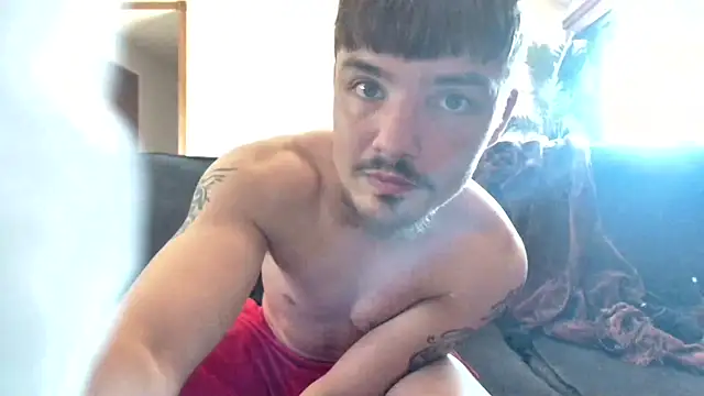 derekmontana2 online show from May 26, 7:45 pm