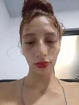 amelie sex online show from May 21, 7:44 pm