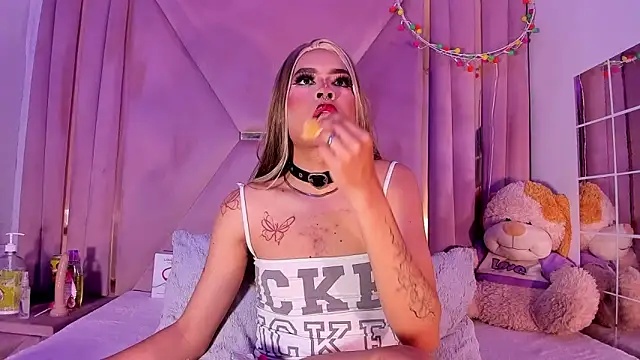 jazmin waked online show from March 19, 4:01 am