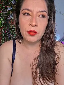 Snapshot of Lady_Sofhia chatting on June 27, 10:05 pm Lady Sofhia online show from June 27, 10:05 pm