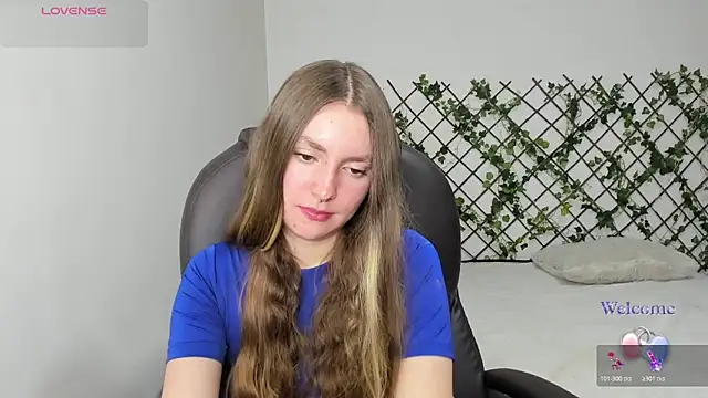 velvet  moon online show from February 16, 10:29 pm