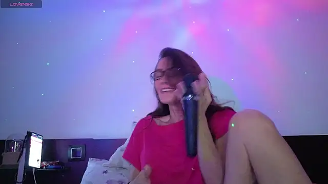 Snapshot of Eimikuro11 chatting on October 12, 10:11 pm Eimikuro11 online show from October 12, 10:11 pm