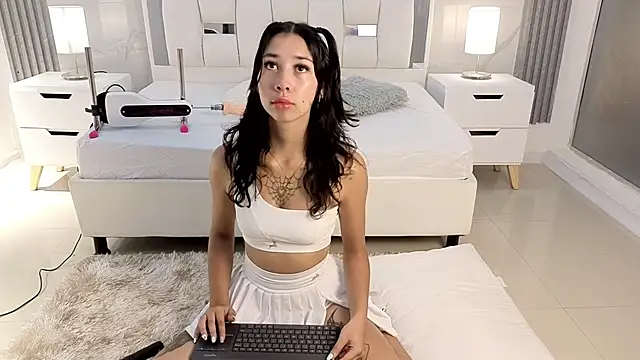 Lisa sweetas online show from April 23, 7:26 pm