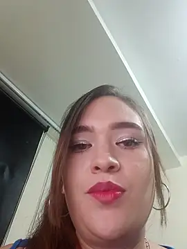 Snapshot of miss_berlyn chatting on October 13, 12:34 am miss berlyn online show from October 13, 12:34 am