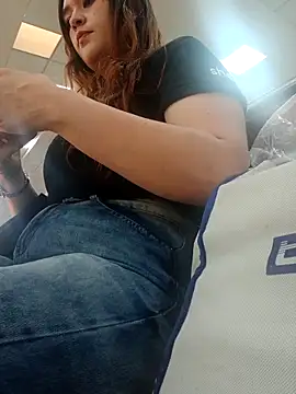 miss berlyn online show from November 7, 5:50 pm