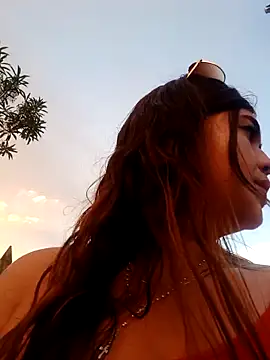 miss berlyn online show from April 4, 11:11 pm