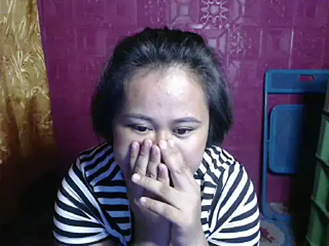 Marianne9822 online show from March 14, 7:31 pm