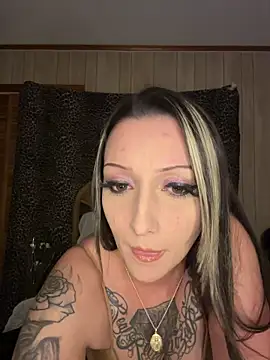 Snapshot of jflyyy chatting on October 29, 5:50 am jflyyy online show from October 29, 5:50 am