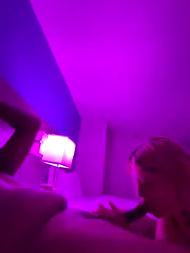 Snapshot of BigMfLuther chatting on December 2, 9:44 am BigMfLuther online show from December 2, 9:44 am