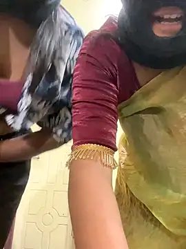 Snapshot of maya_telugu_22 chatting on December 5, 4:49 pm maya telugu 22 online show from December 5, 4:49 pm