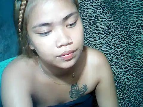 MorenaLovelyPinay24 online show from April 28, 2:27 am