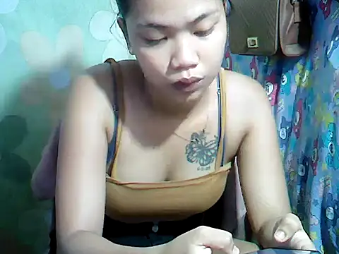 MorenaLovelyPinay24 online show from February 19, 10:40 pm