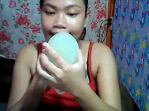 Snapshot of MorenaLovelyPinay24 chatting on November 26, 4:56 am MorenaLovelyPinay24 online show from November 26, 4:56 am