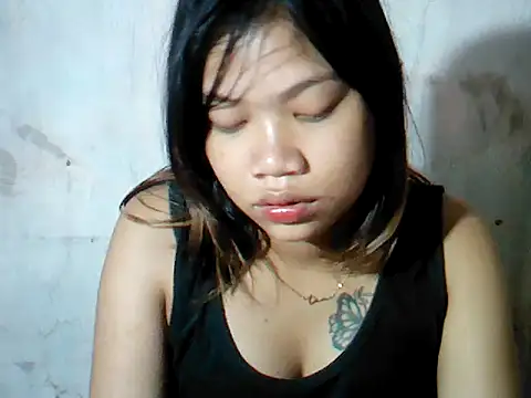 MorenaLovelyPinay24 online show from October 18, 12:56 am