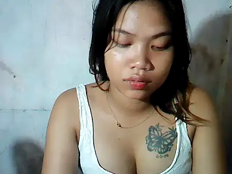 Snapshot of MorenaLovelyPinay24 chatting on November 24, 10:43 pm MorenaLovelyPinay24 online show from November 24, 10:43 pm