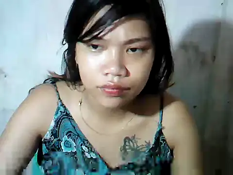 Snapshot of MorenaLovelyPinay24 chatting on November 3, 2:28 am MorenaLovelyPinay24 online show from November 3, 2:28 am