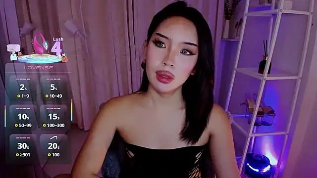 MS LUNA online show from November 30, 12:55 am