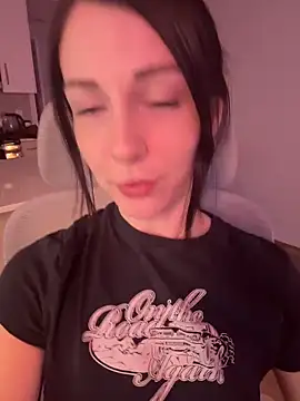 alwaysapril online show from October 26, 10:15 am