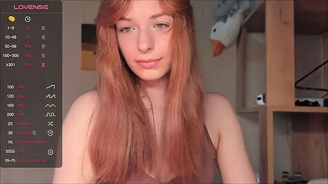 elilybby online show from March 29, 2:08 pm