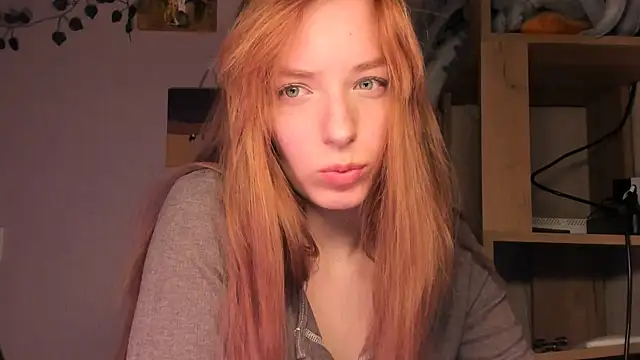 elilybby online show from March 21, 7:07 pm