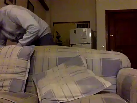 CaiBull online show from February 22, 8:32 pm