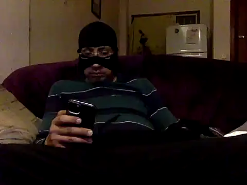 CaiBull online show from April 9, 7:31 pm