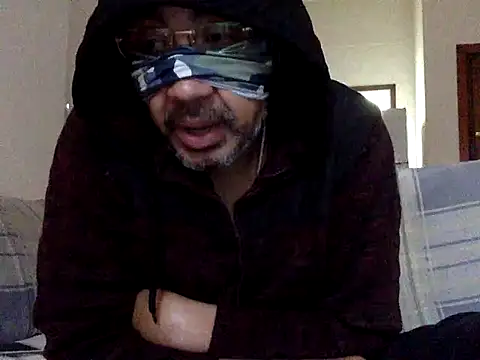 Snapshot of CaiBull chatting on January 8, 6:52 am CaiBull online show from January 8, 6:52 am