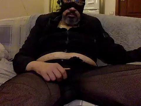 CaiBull online show from March 10, 9:30 pm