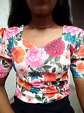 Naina 04 online show from September 30, 4:51 am