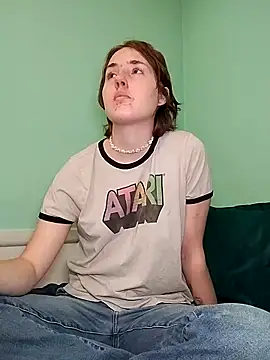 Snapshot of angelbliss10100 chatting on October 21, 5:56 pm angelbliss10100 online show from October 21, 5:56 pm