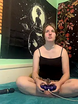 Snapshot of angelbliss10100 chatting on November 24, 4:56 am angelbliss10100 online show from November 24, 4:56 am