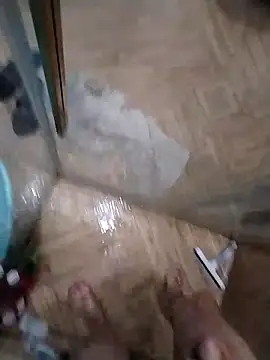 Snapshot of Pio185 chatting on October 30, 9:11 pm Pio185 online show from October 30, 9:11 pm