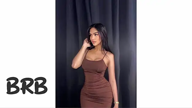 Snapshot of KhendraBrown chatting on March 9, 1:25 pm KhendraBrown online show from March 9, 1:25 pm