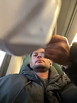 Carlosmauricio123 online show from March 8, 12:52 pm