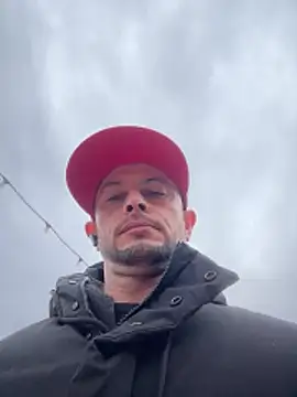 Carlosmauricio123 online show from March 15, 7:43 pm