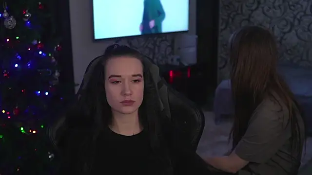 Snapshot of lis_silver chatting on December 20, 12:30 pm lis silver online show from December 20, 12:30 pm