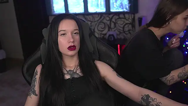 Snapshot of lis_silver chatting on January 9, 1:51 pm lis silver online show from January 9, 1:51 pm