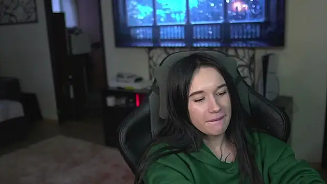 Snapshot of lis_silver chatting on January 12, 1:29 pm lis silver online show from January 12, 1:29 pm