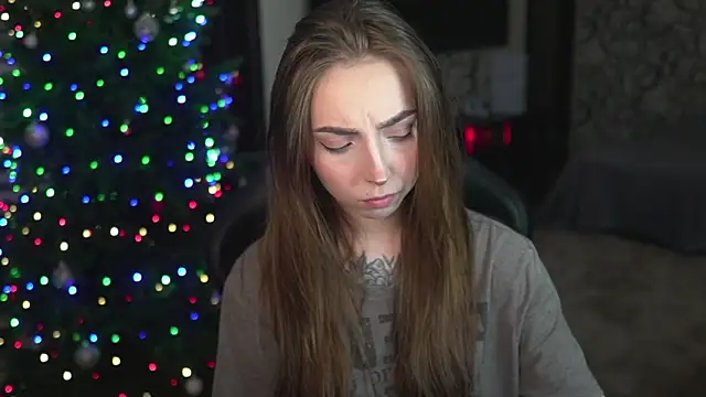 Snapshot of lis_silver chatting on December 17, 7:41 pm lis silver online show from December 17, 7:41 pm