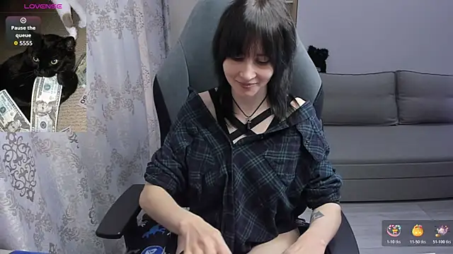 MistyDark online show from May 13, 11:28 am