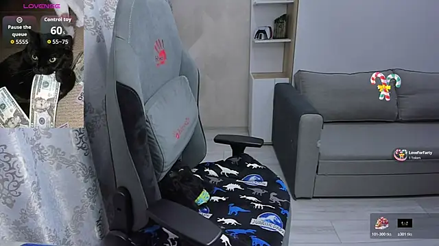 MistyDark online show from April 10, 10:28 pm