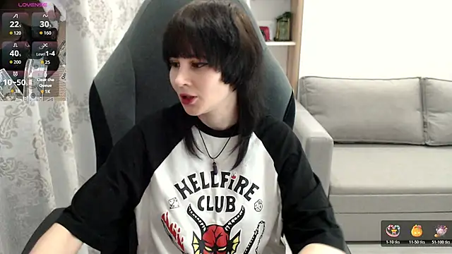 Snapshot of MistyDark chatting on November 7, 8:46 pm MistyDark online show from November 7, 8:46 pm