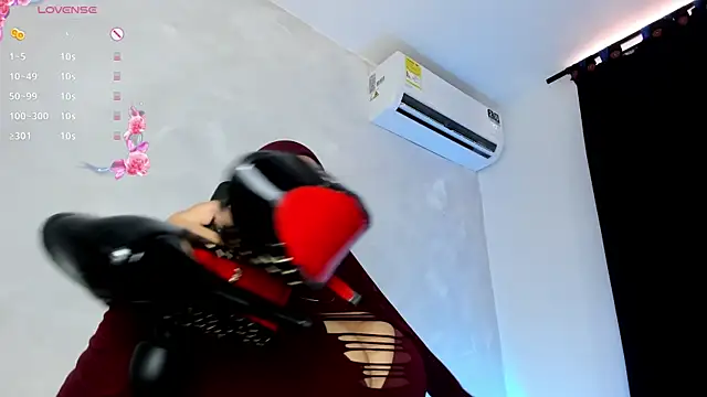 thaira aly online show from March 2, 9:00 pm