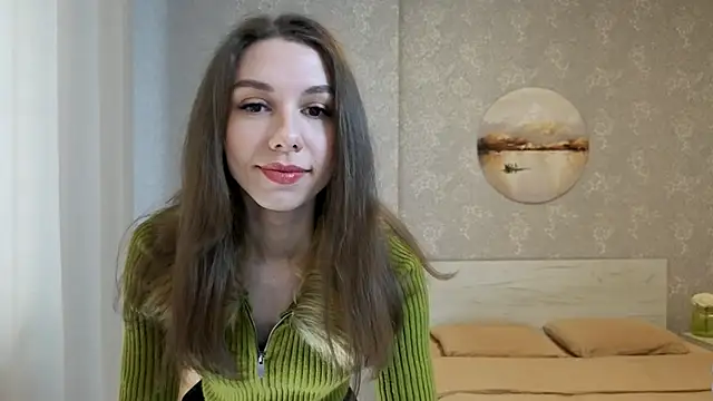 KellyShines online show from April 13, 8:18 am