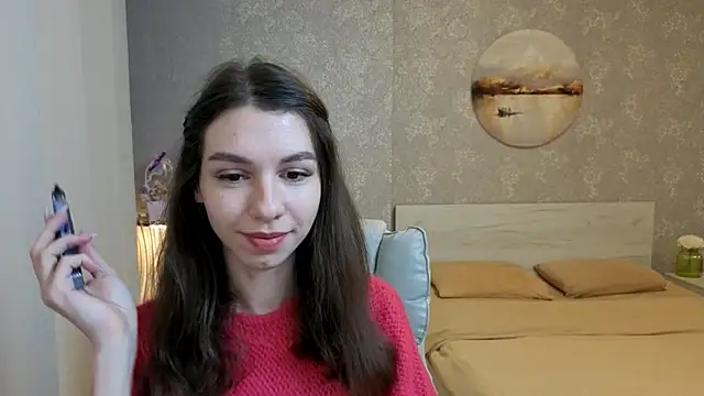 KellyShines online show from May 3, 4:10 pm