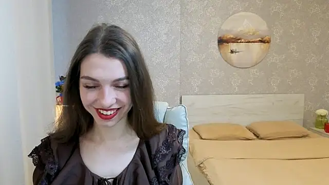 KellyShines online show from May 24, 1:22 pm
