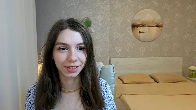 KellyShines online show from May 2, 5:07 pm