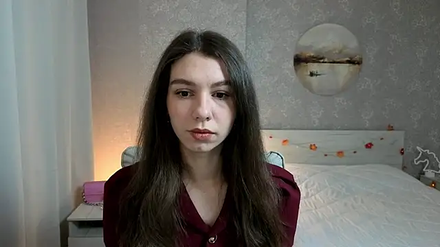 KellyShines online show from December 1, 9:32 am